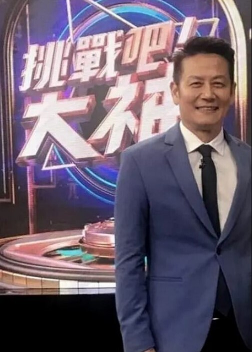 【真实手机泄密】偷情少妇第一视角看农村御姐撸点极高振奋人心第一视角看淫荡一面操喷爽的撕心裂肺喊叫 - 耐看点播